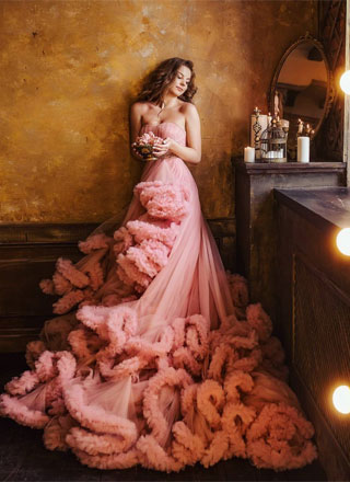 пышное платье-облако розовое