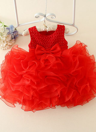Маленькое детское красное пышное платье напрокат