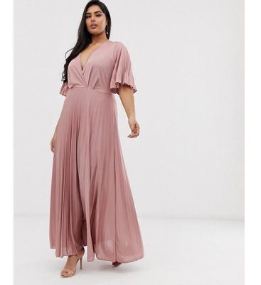 Трикотажное розовое платье напрокат в аренду для фотосессии