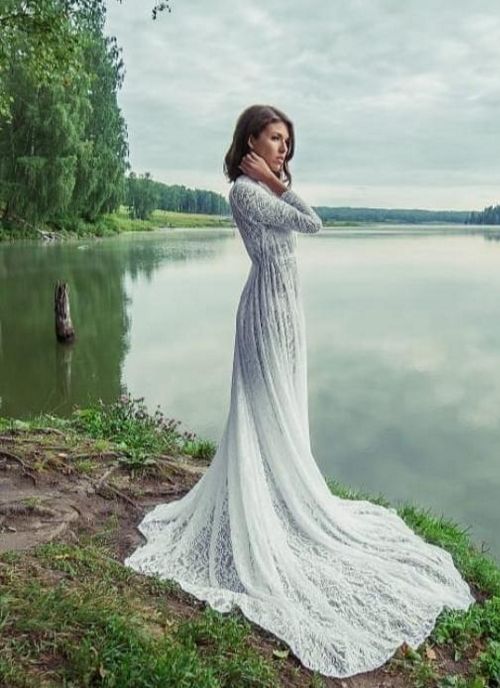Белое будуарное платье