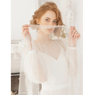 Прозрачное белое платье напрокат