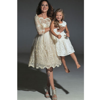 Комплект кружевных платьев для мамы и дочки для фотосессии