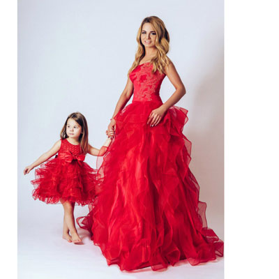Маленькое детское красное пышное платье напрокат